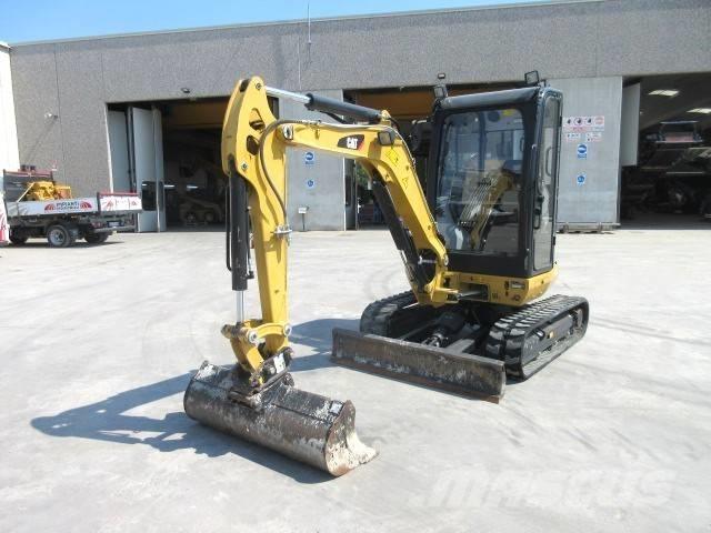 CAT 302.7 D CR Мини-экскаваторы