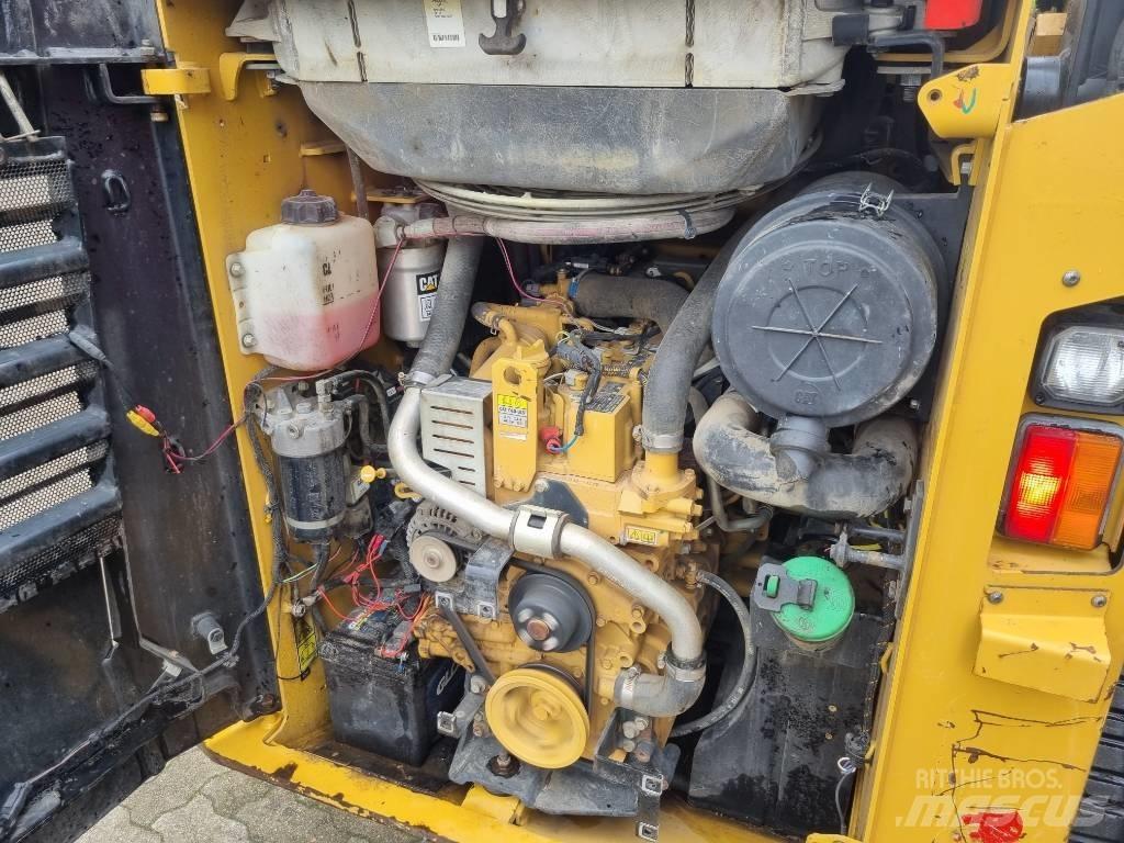 CAT 257 D Мини-погрузчики