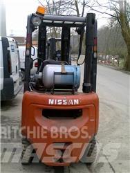 Nissan PD01A18PQ Газовые погрузчики