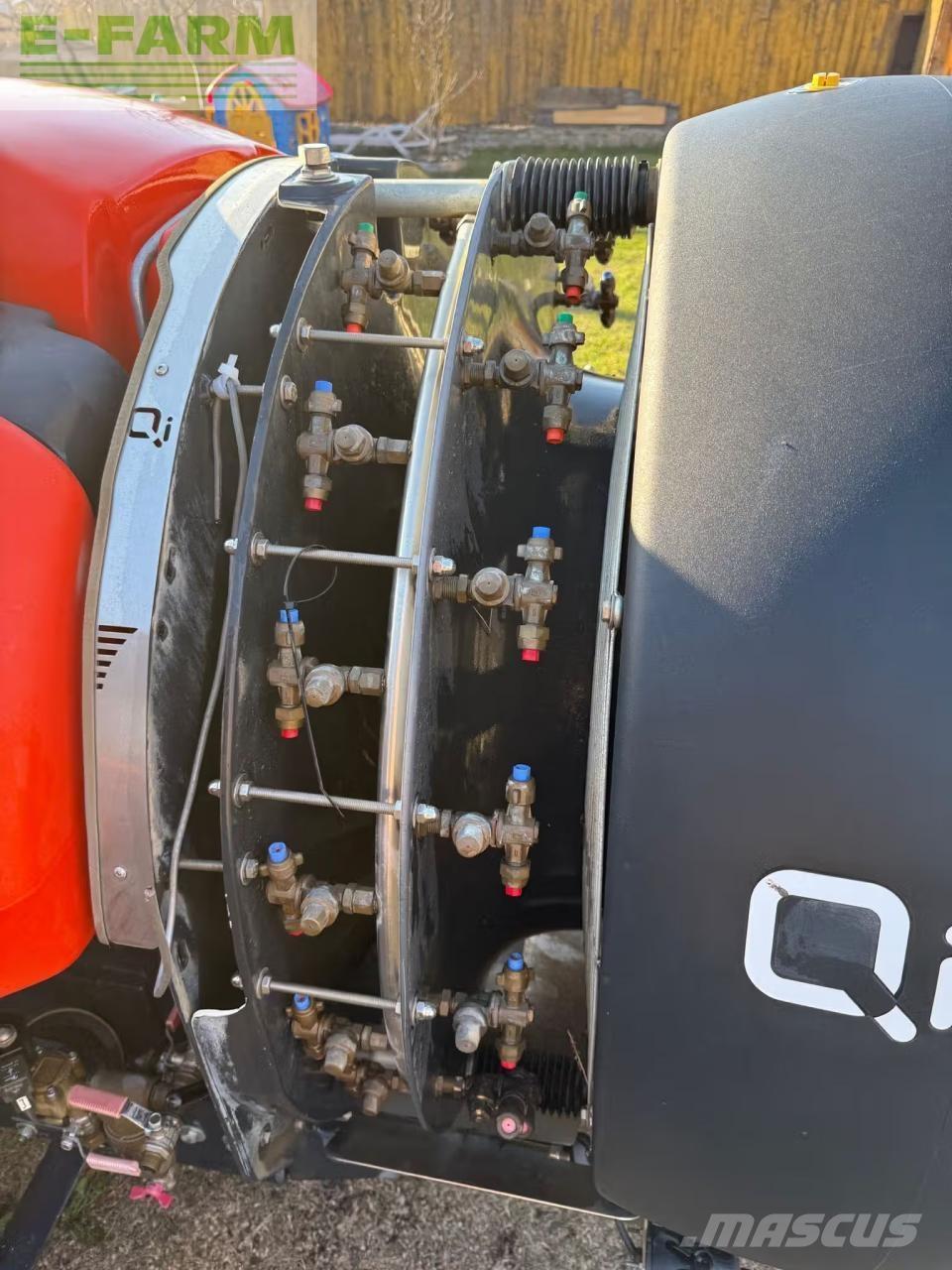 Kubota Qi 9.0 Прицепные опрыскиватели