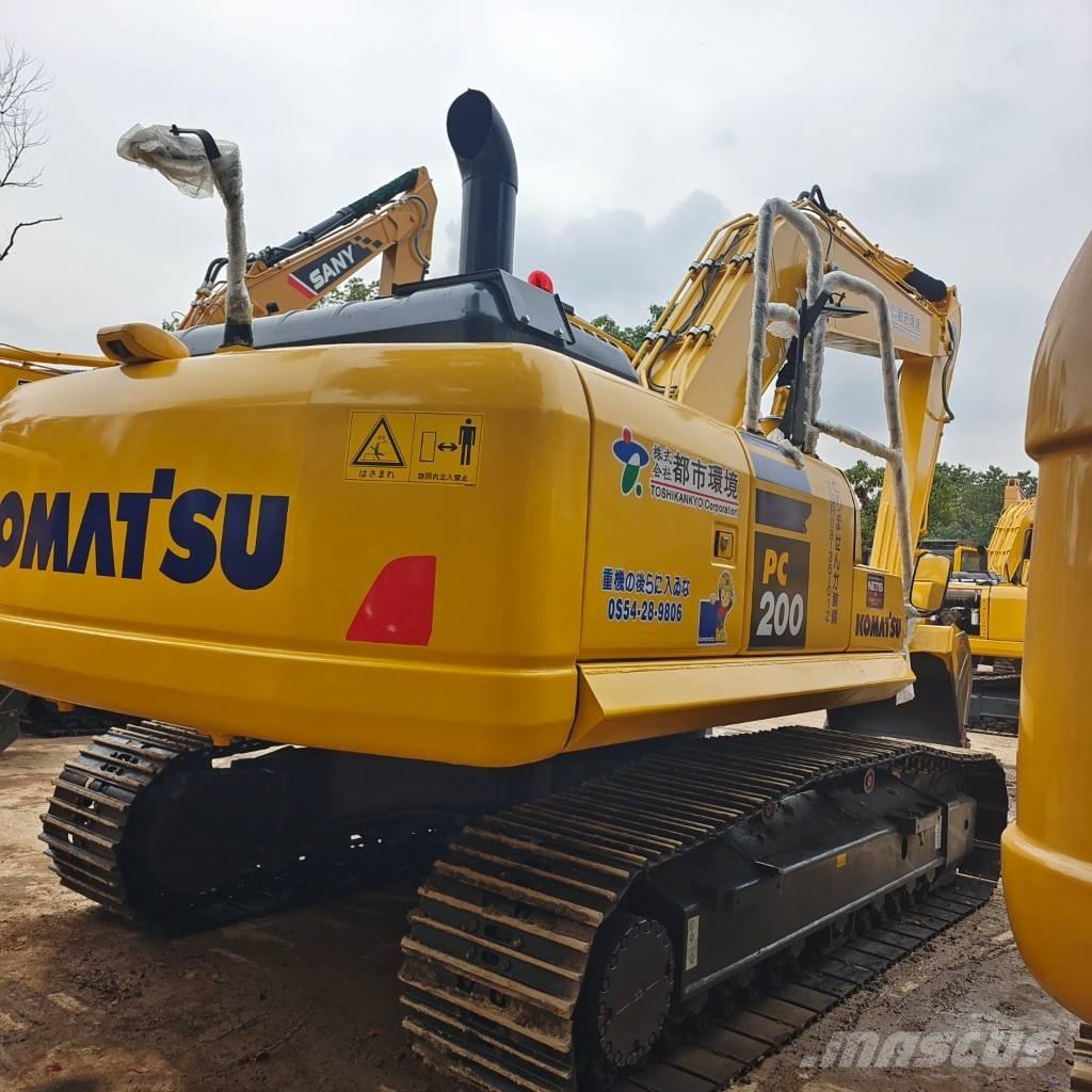 Komatsu PC 240 Гусеничные экскаваторы