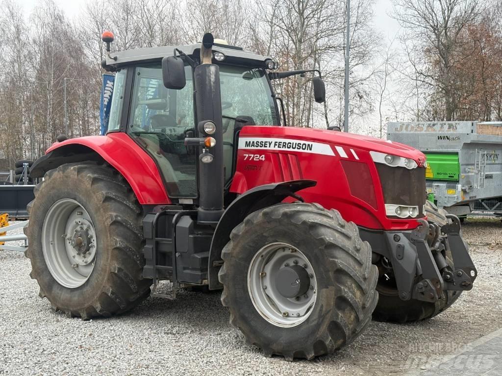 Massey Ferguson 7724 Трактора