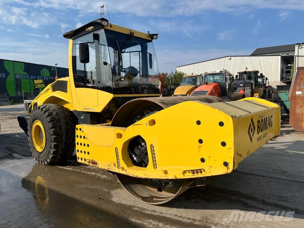 Bomag BW 226 BVC-5 Грунтовые катки