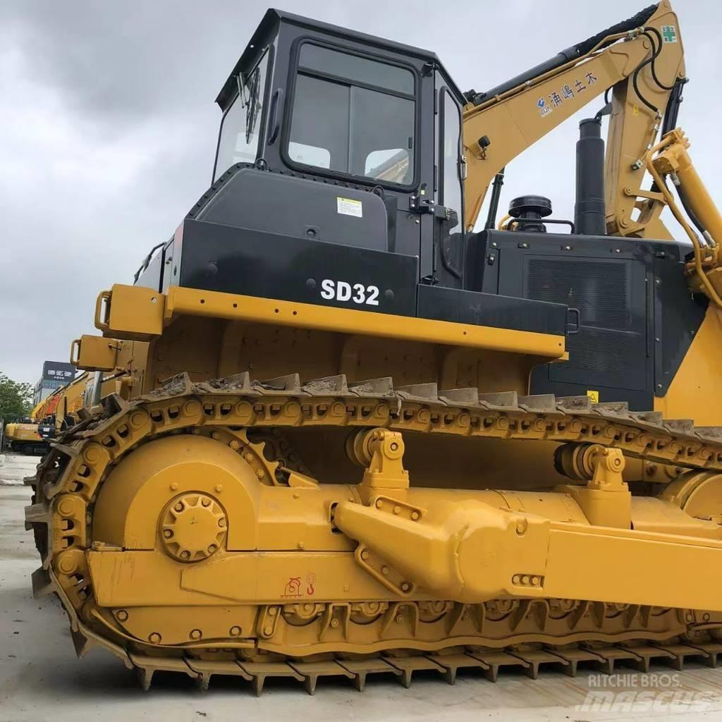 Shantui SD 32 Гусеничные бульдозеры