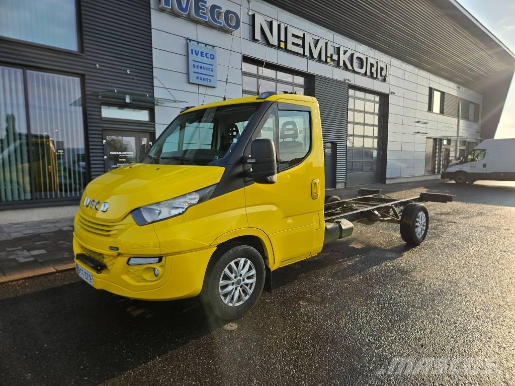 Iveco 35S18 Цельнометаллический фургоны