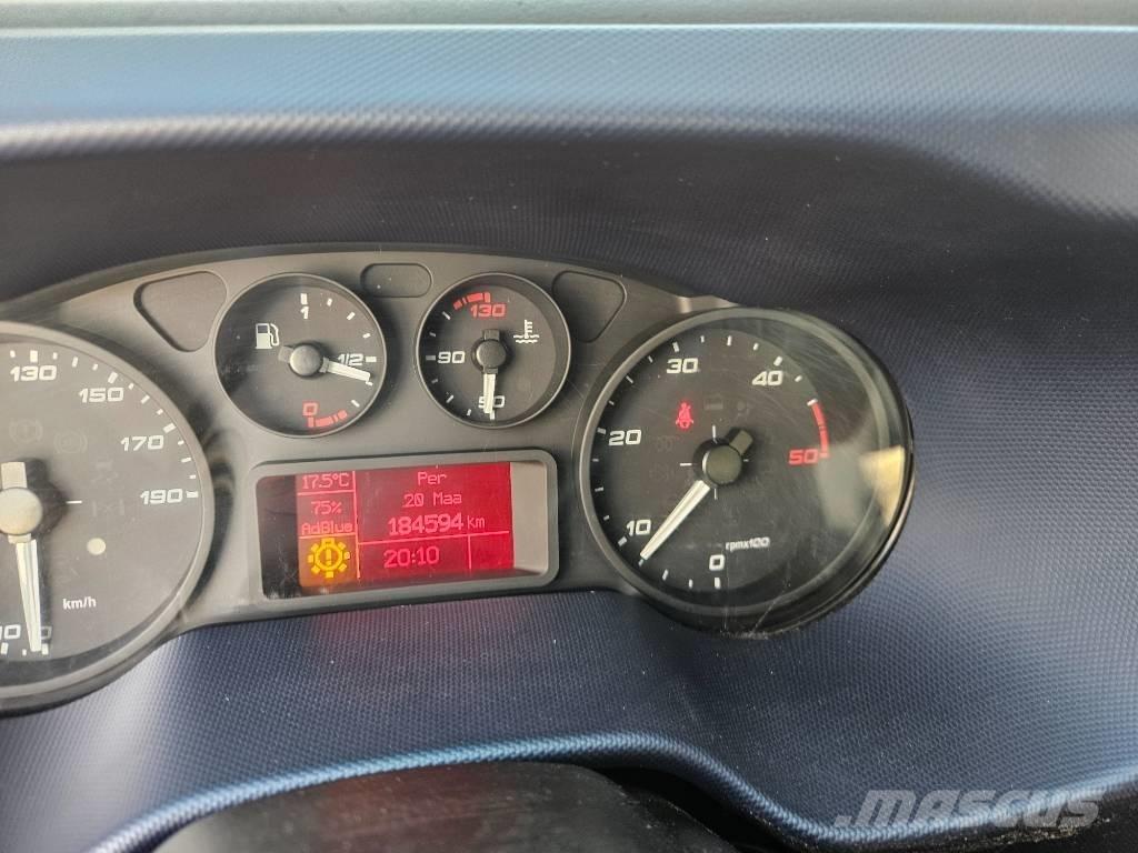 Iveco 35S18 Цельнометаллический фургоны