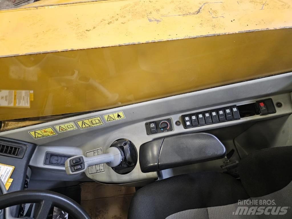 CAT TH330B 2007 Фронтальные погрузчики