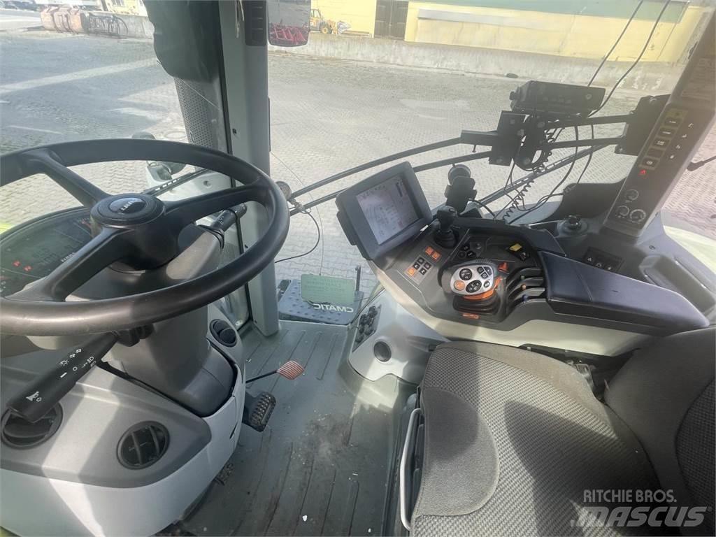 CLAAS AXION 830 Трактора