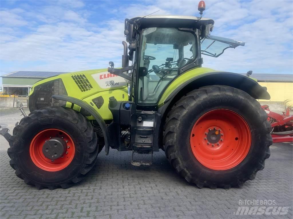 CLAAS AXION 830 Трактора