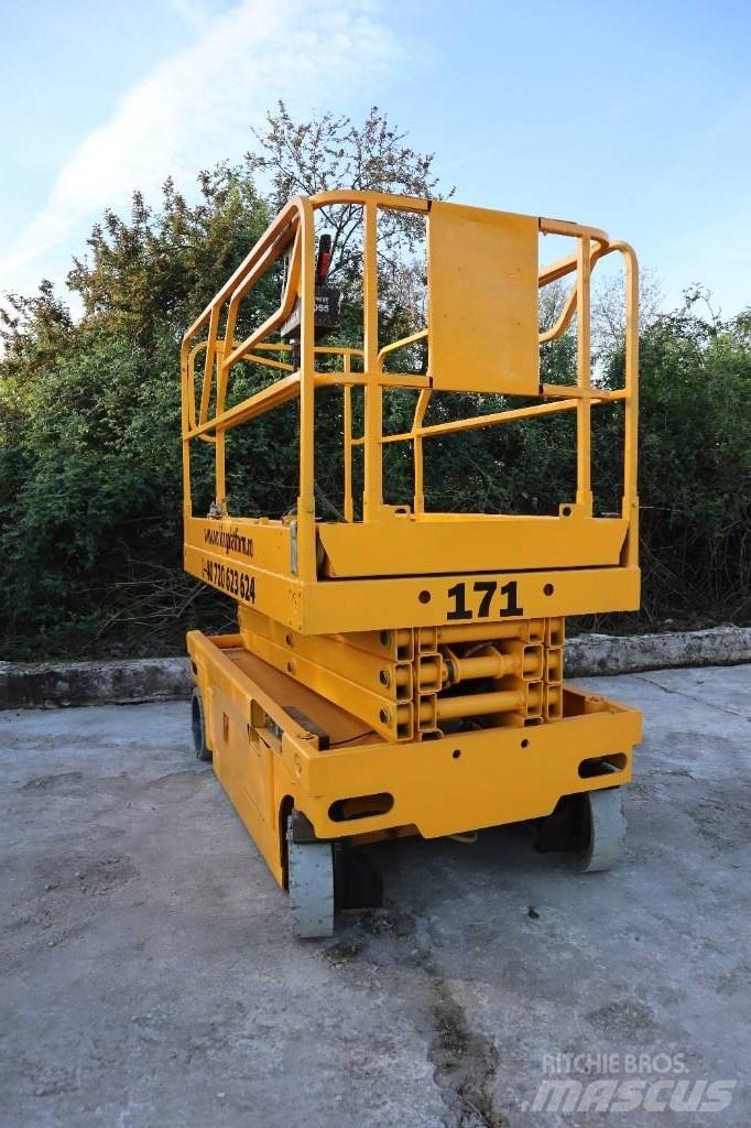 Haulotte Compact 10 Ножничные подъемники