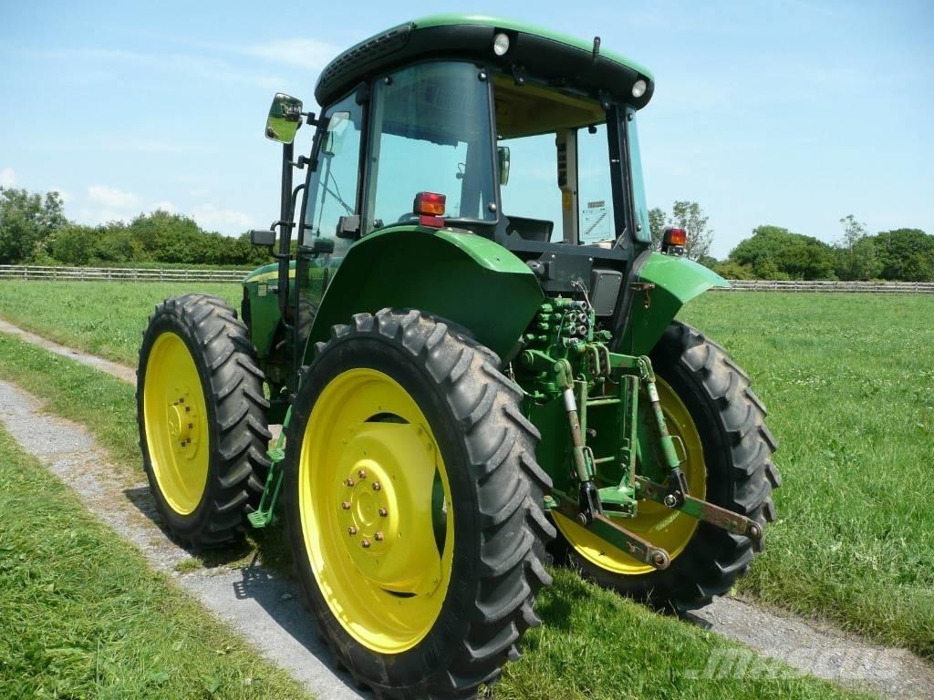 John Deere 5515 Трактора