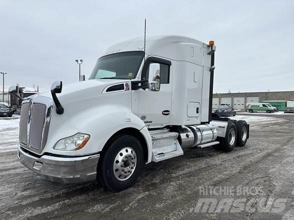 Kenworth T680 Седельные тягачи