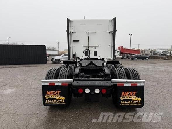 Kenworth T680 Седельные тягачи