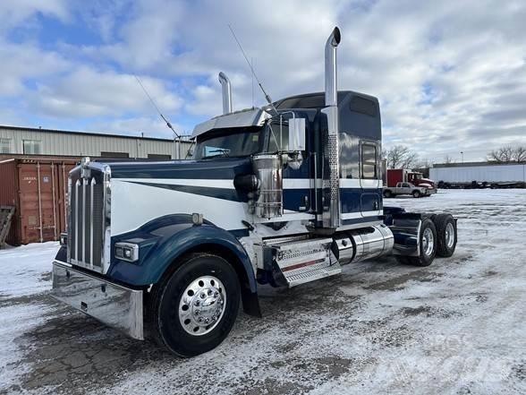 Kenworth W900L Седельные тягачи