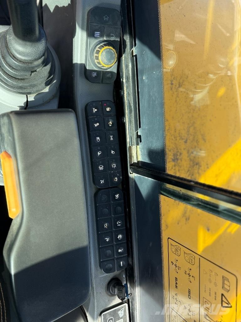 JCB Hydradig Колёсные экскаваторы
