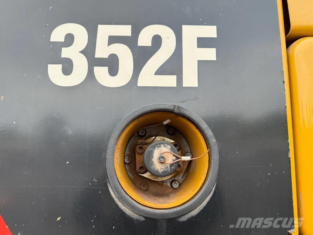 CAT 352 F Гусеничные экскаваторы