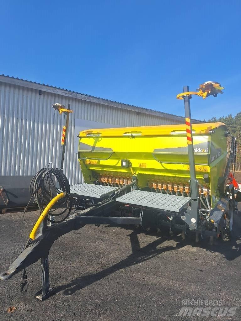 Junkkari S300 Plus Комбинированные сеялки