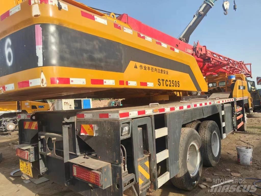 Sany STC250S Подъемно-транспортное оборудование и грузовые лифты