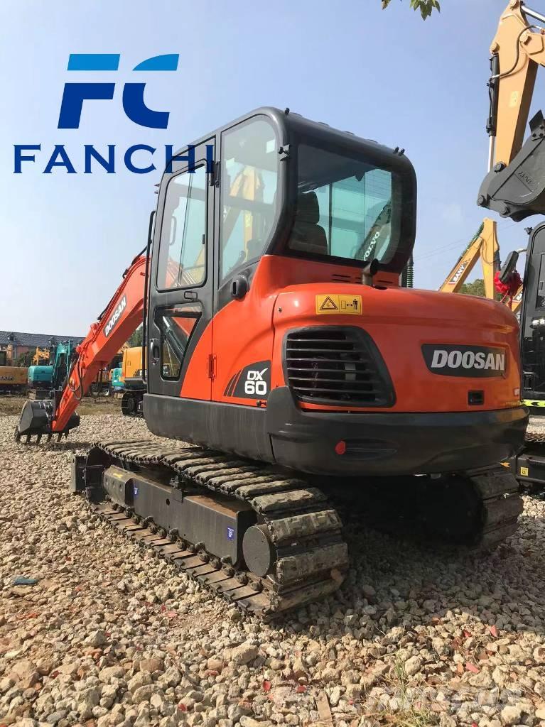 Doosan DX 60-9 C Гусеничные экскаваторы