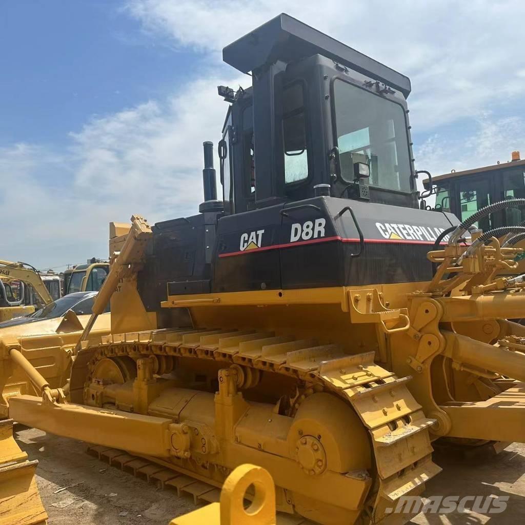 CAT D 8 R Гусеничные бульдозеры
