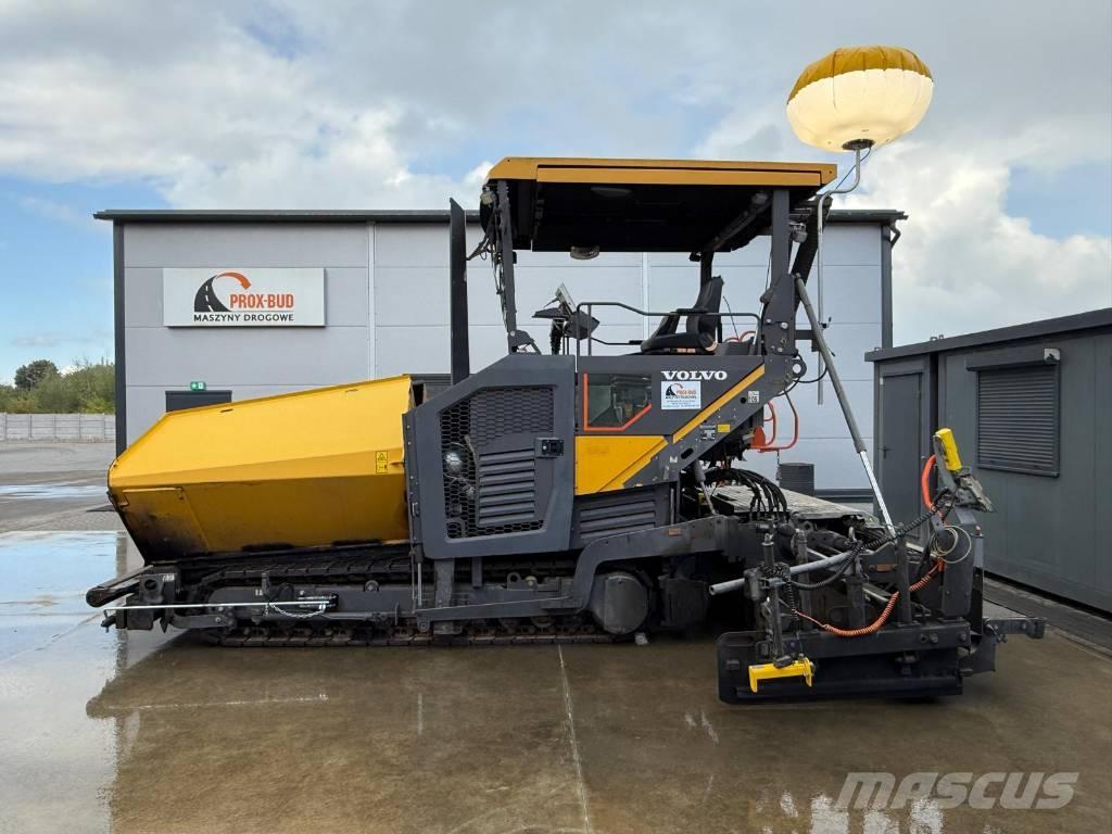 Volvo P 7820 D Асфальтоукладчики
