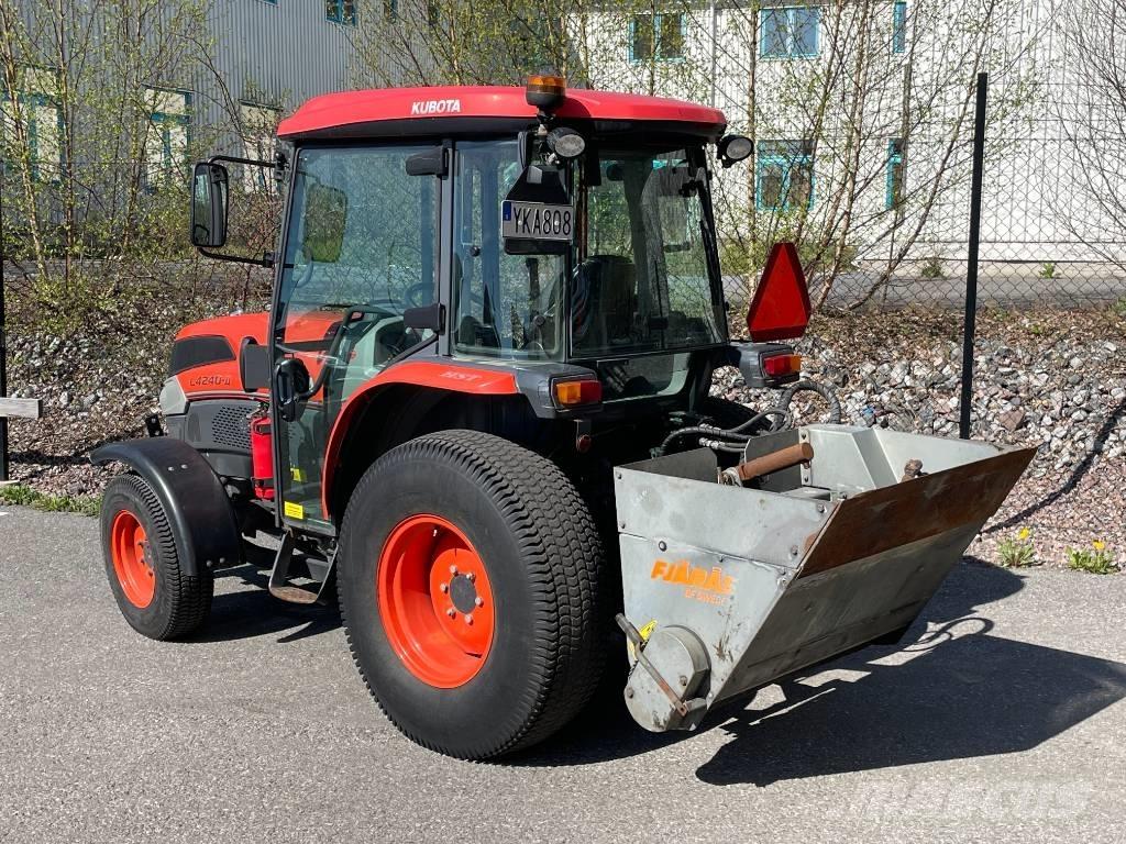 Kubota L4240 II HST Коммунальные тракторы