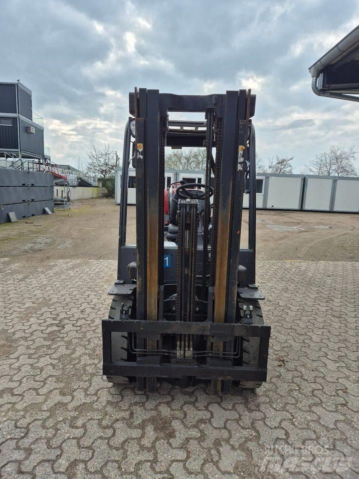 Doosan G 25 P-7 Строительная техника - Другие