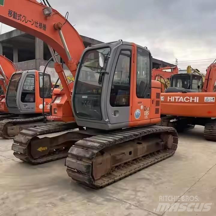 Hitachi ZX135US Гусеничные экскаваторы