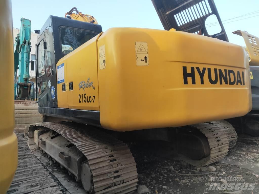 Hyundai R215-7 Гусеничные экскаваторы