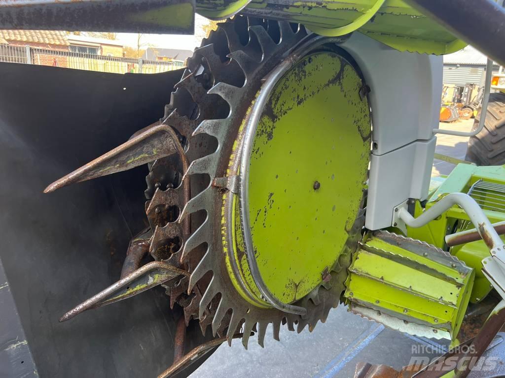 CLAAS RU 450 Xtra Самоходные кормоуборочные комбайны