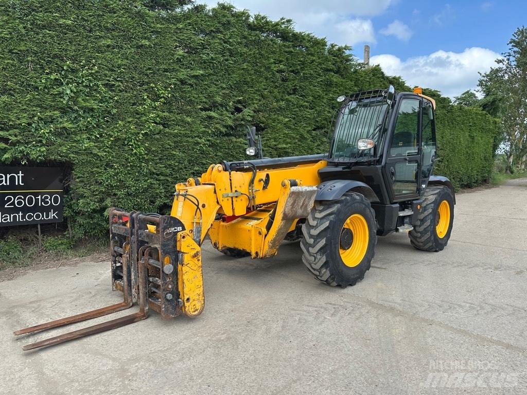 JCB 540-140 Телескопические погрузчики