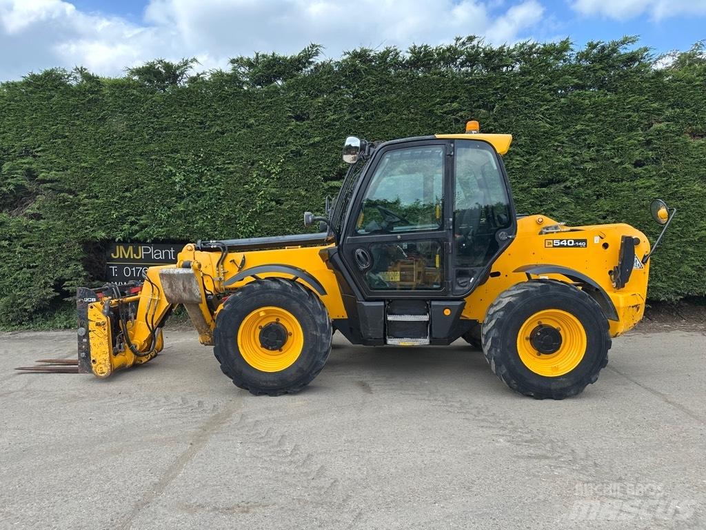 JCB 540-140 Телескопические погрузчики