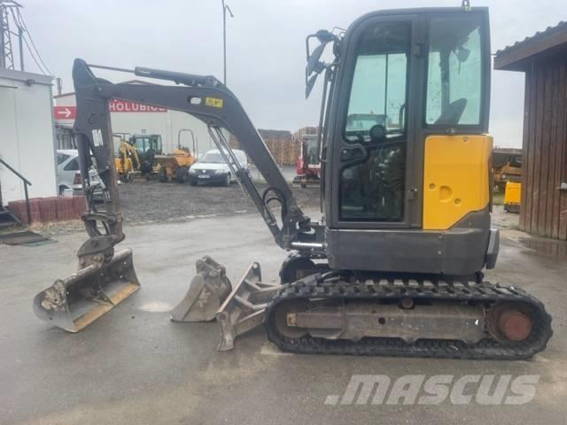 Volvo ECR 25 D Мини-экскаваторы