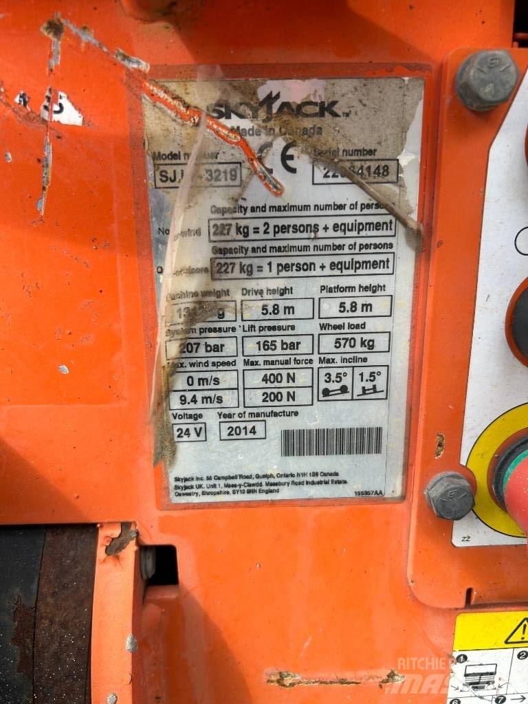SkyJack SJ III 3219 Ножничные подъемники
