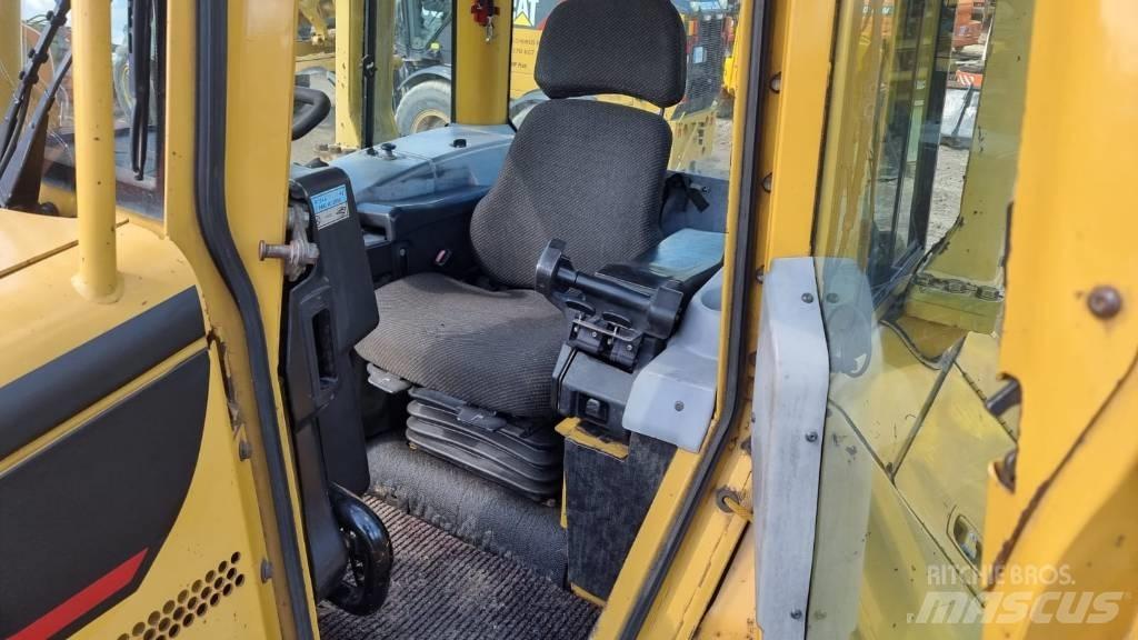 CAT D 5 N LGP Гусеничные бульдозеры