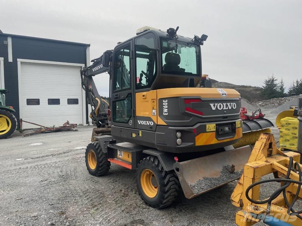 Volvo EW 60 Колёсные экскаваторы