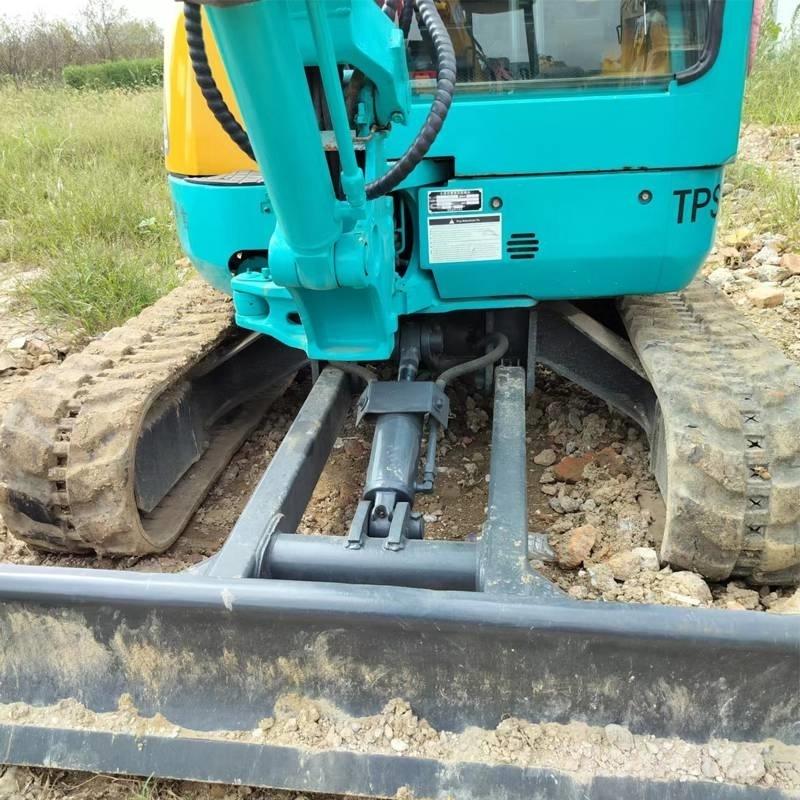 Kubota KX 135 Мини-экскаваторы