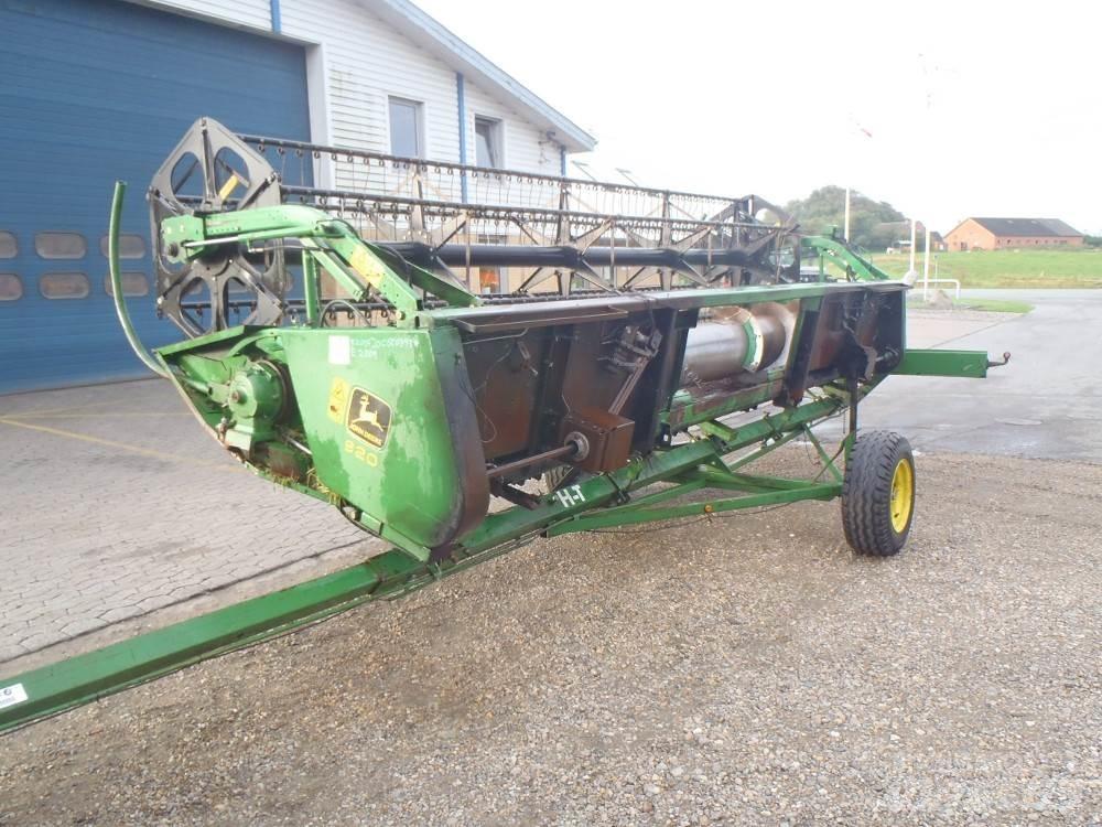 John Deere 920 Трактора