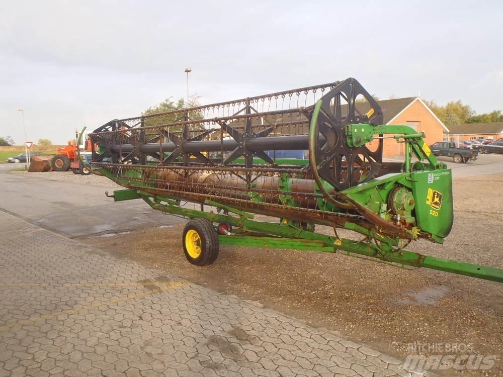 John Deere 920 Трактора