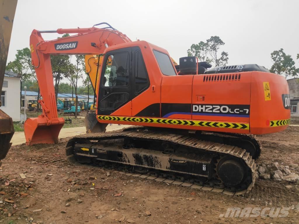 Doosan DH220LC-7 Гусеничные экскаваторы