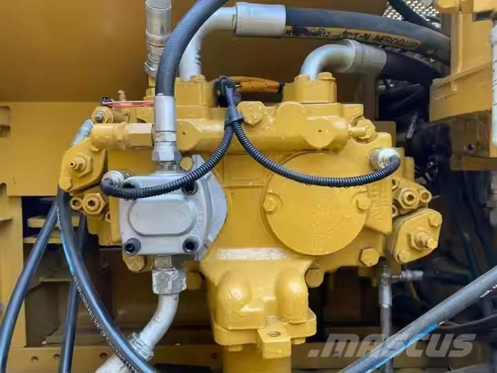 CAT 320 C Гусеничные экскаваторы