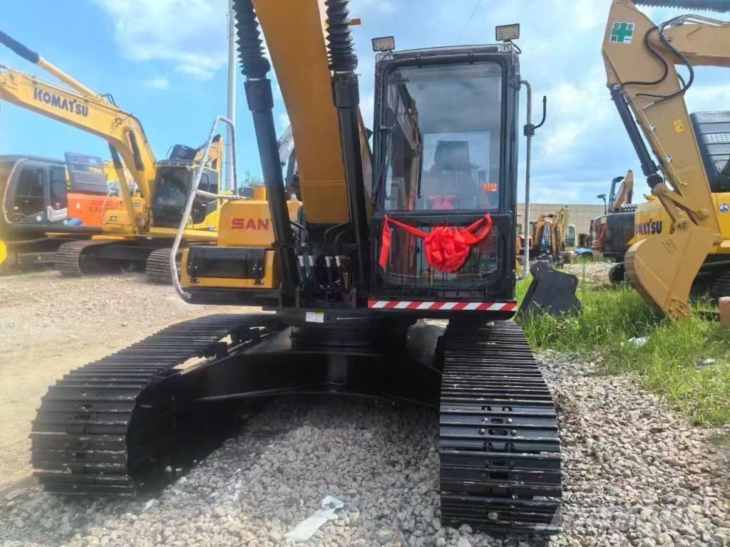 Sany SY215C Гусеничные экскаваторы