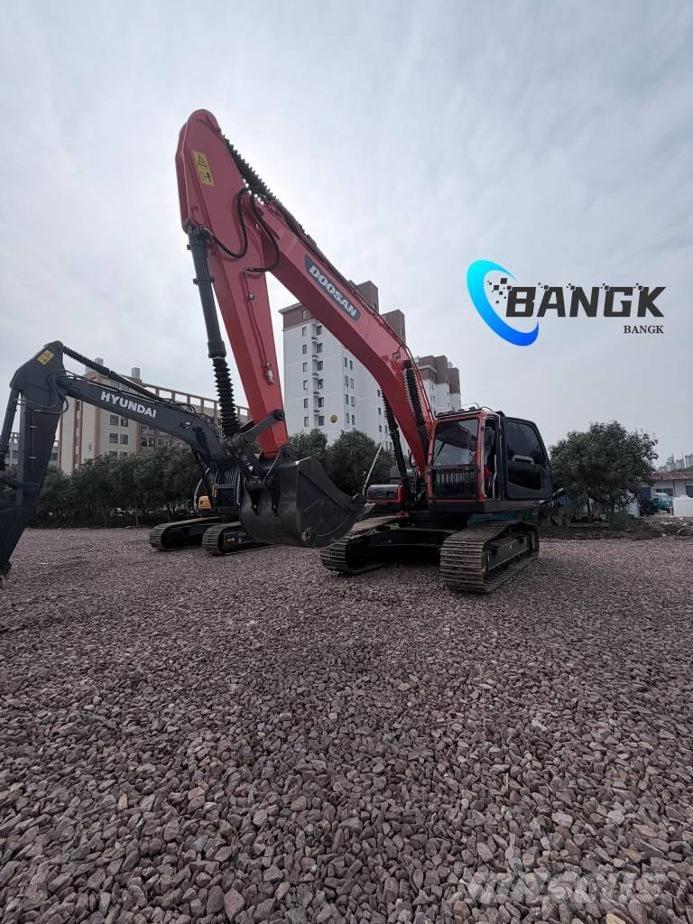 Doosan DX 300 LC Гусеничные экскаваторы
