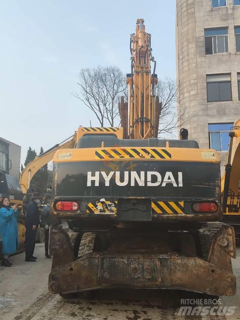 Hyundai 210W-9 Колёсные экскаваторы