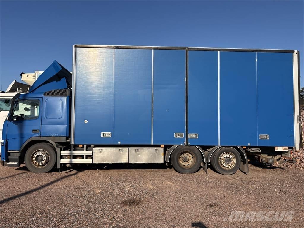 Volvo FM330 6x2 Грузовики-Фургоны