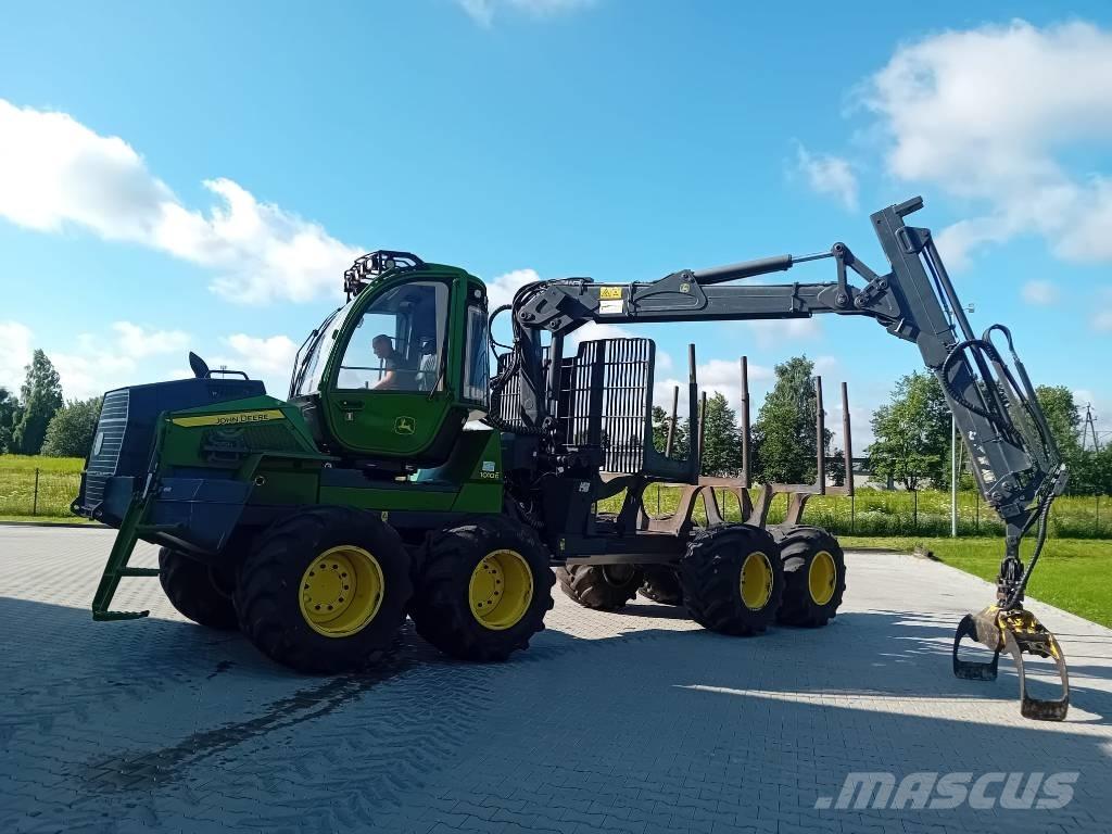 John Deere 1010G Форвардеры