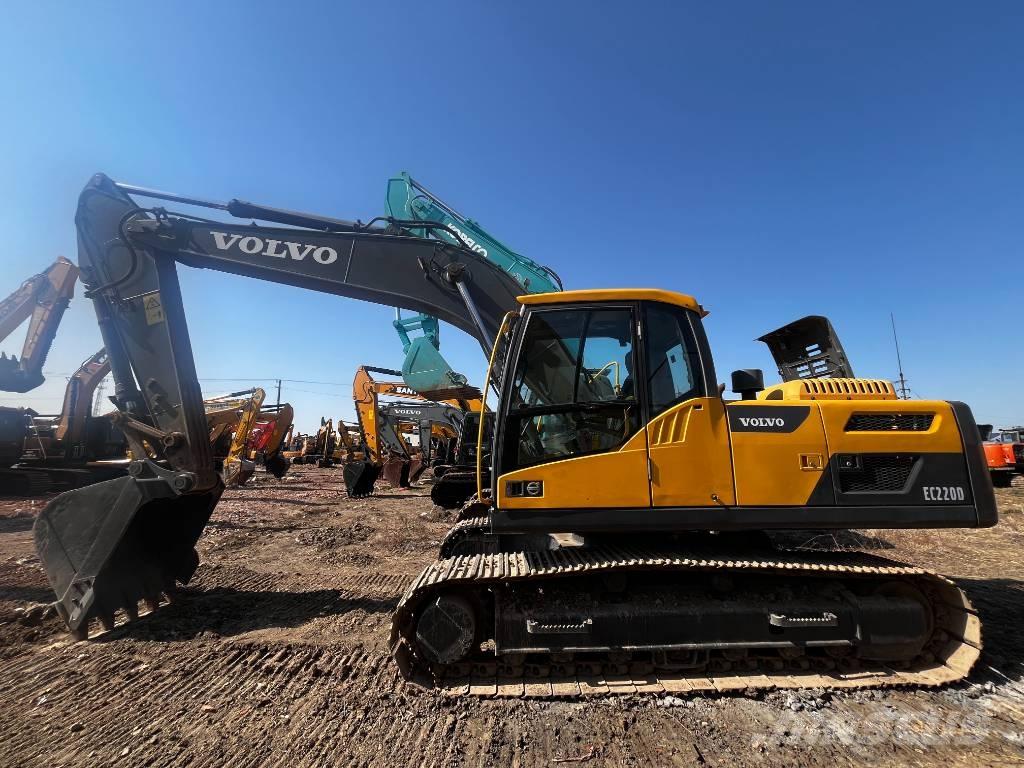 Volvo EC 220 D Гусеничные экскаваторы