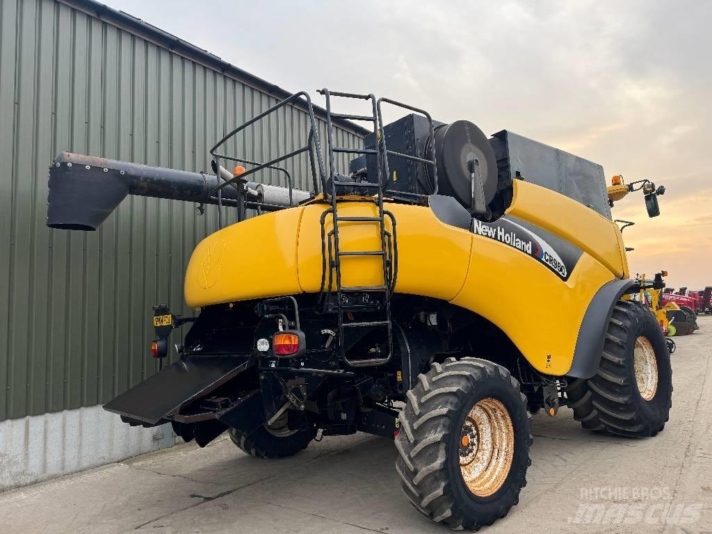 New Holland CR 960 Зерноуборочные комбайны