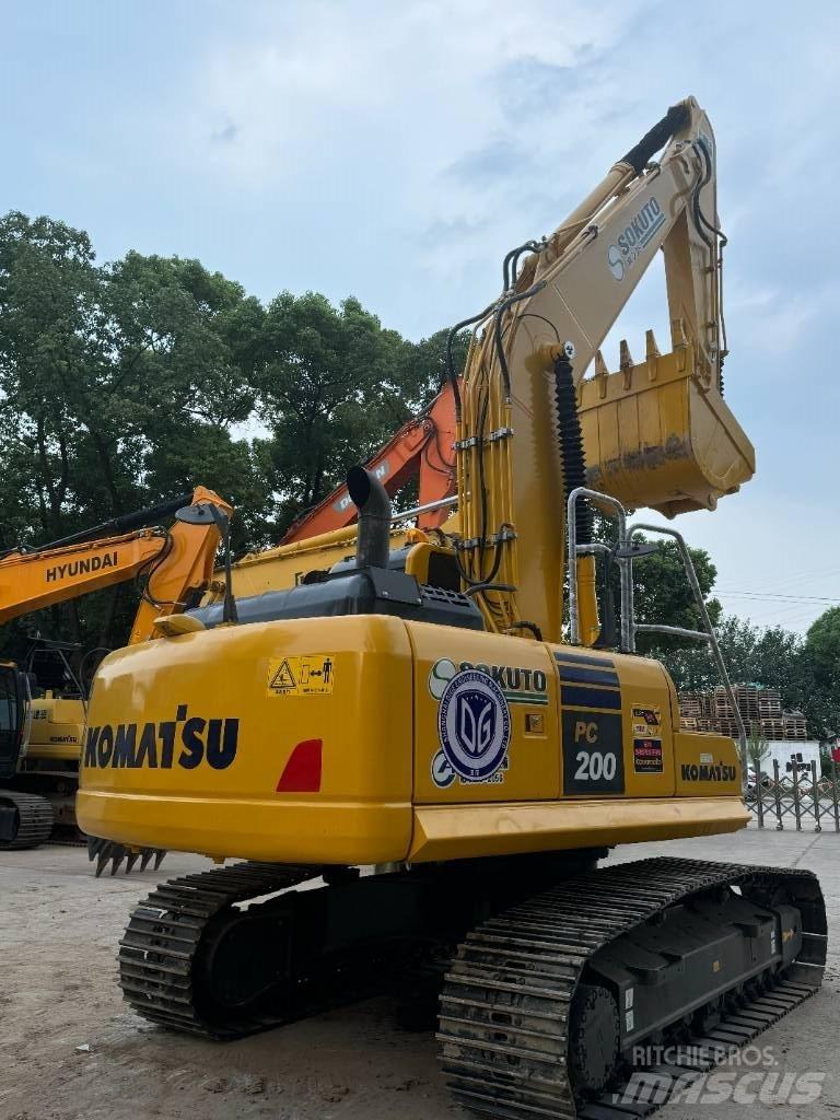 Komatsu PC 200-8 Гусеничные экскаваторы