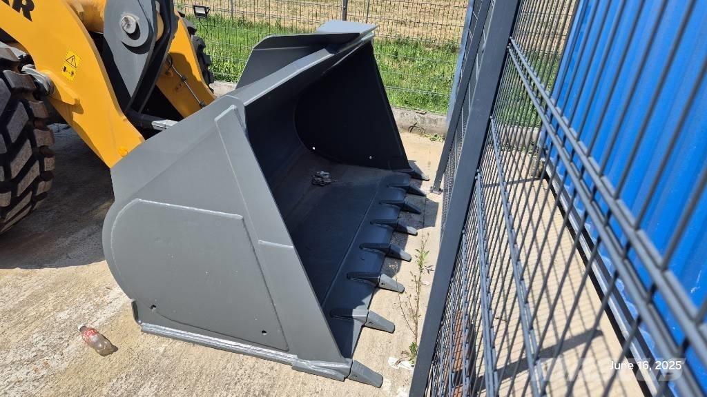 Liebherr L546 Фронтальные погрузчики